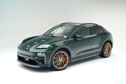 2025 Porsche Macan Turbo