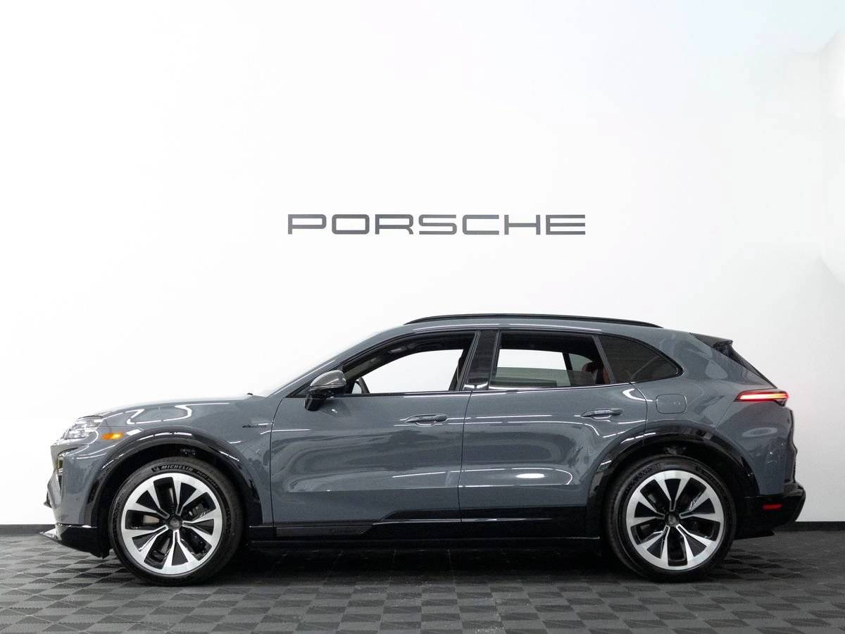 2026 Porsche Cayenne Cayenne Turbo Electric