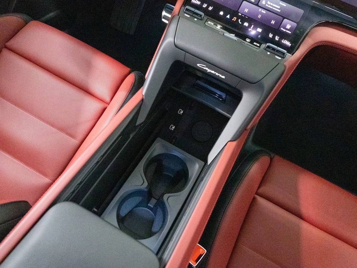 2026 Porsche Cayenne Cayenne Turbo Electric