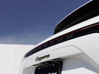 2023 Porsche Cayenne Platinum Edition