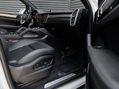 2023 Porsche Cayenne Platinum Edition