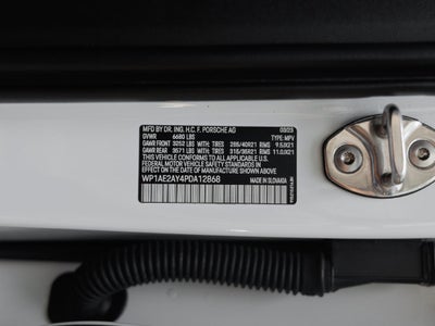 2023 Porsche Cayenne Platinum Edition