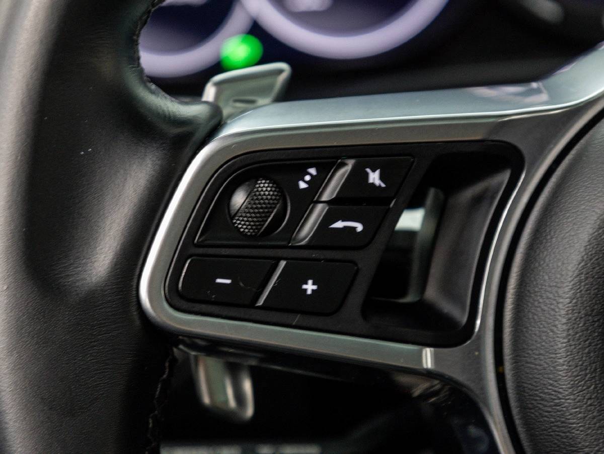 2023 Porsche Cayenne Cayenne E-Hybrid Platinum Edition