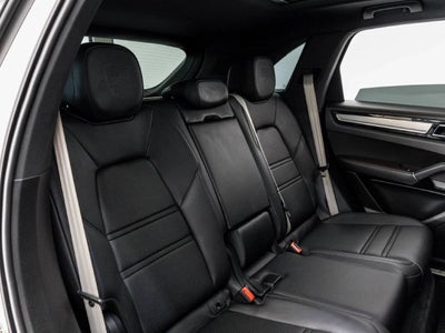 2023 Porsche Cayenne Cayenne E-Hybrid Platinum Edition