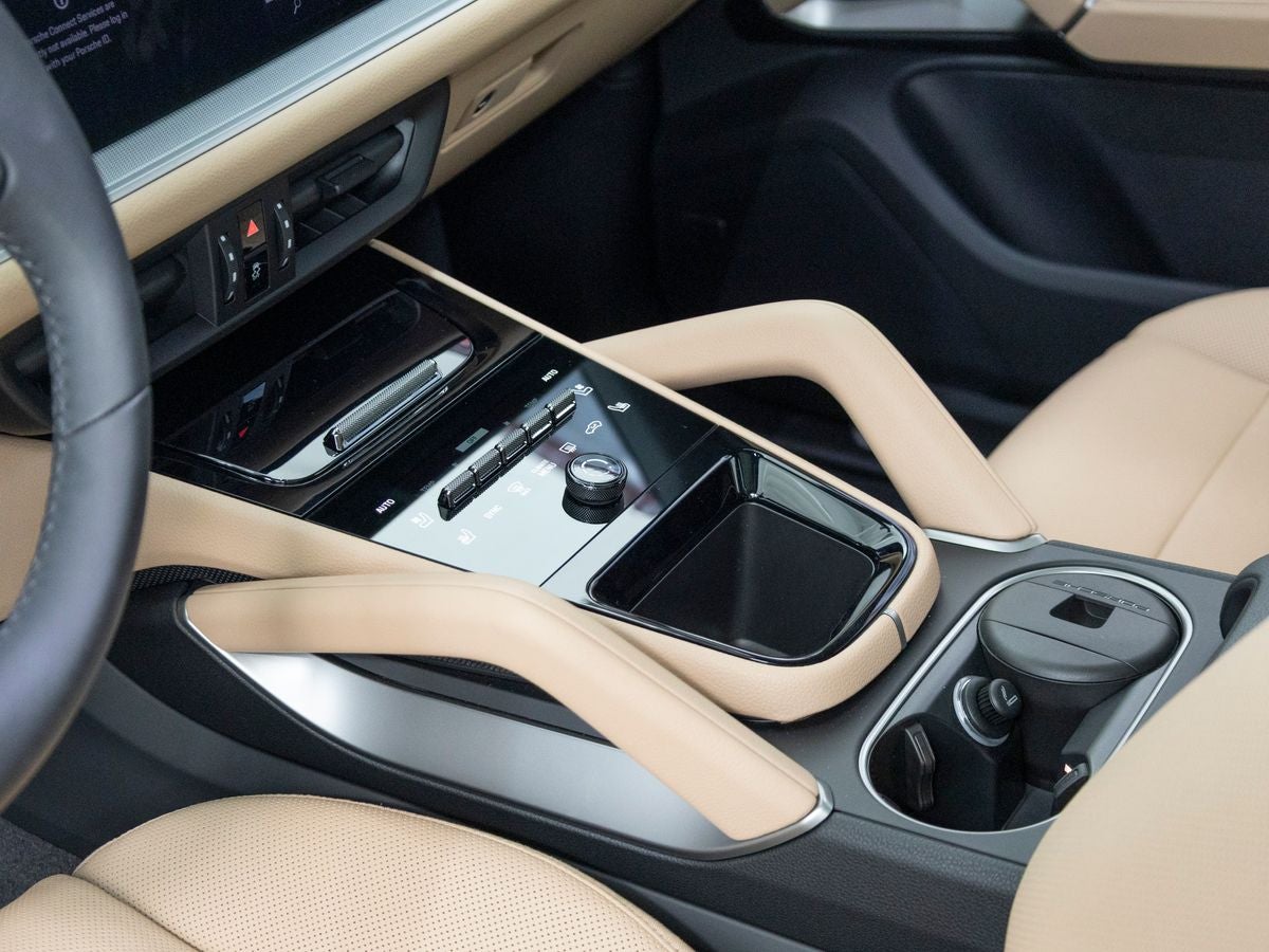 2026 Porsche Cayenne Base