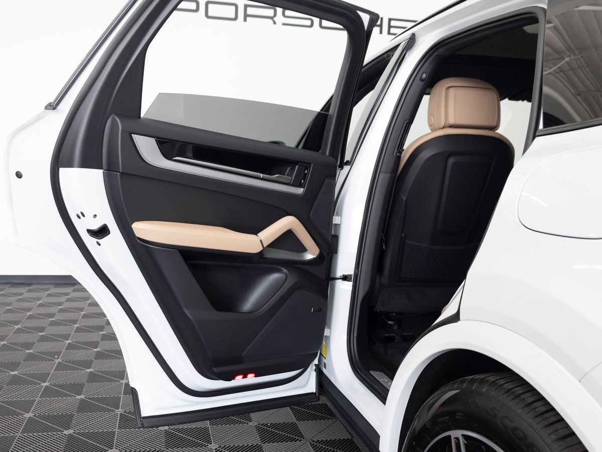 2026 Porsche Cayenne Base