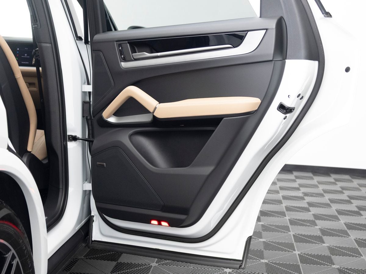 2026 Porsche Cayenne Base