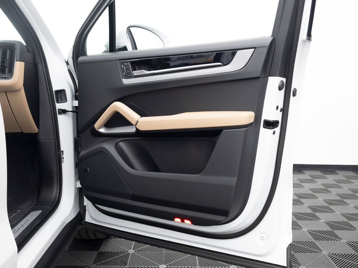 2026 Porsche Cayenne Base