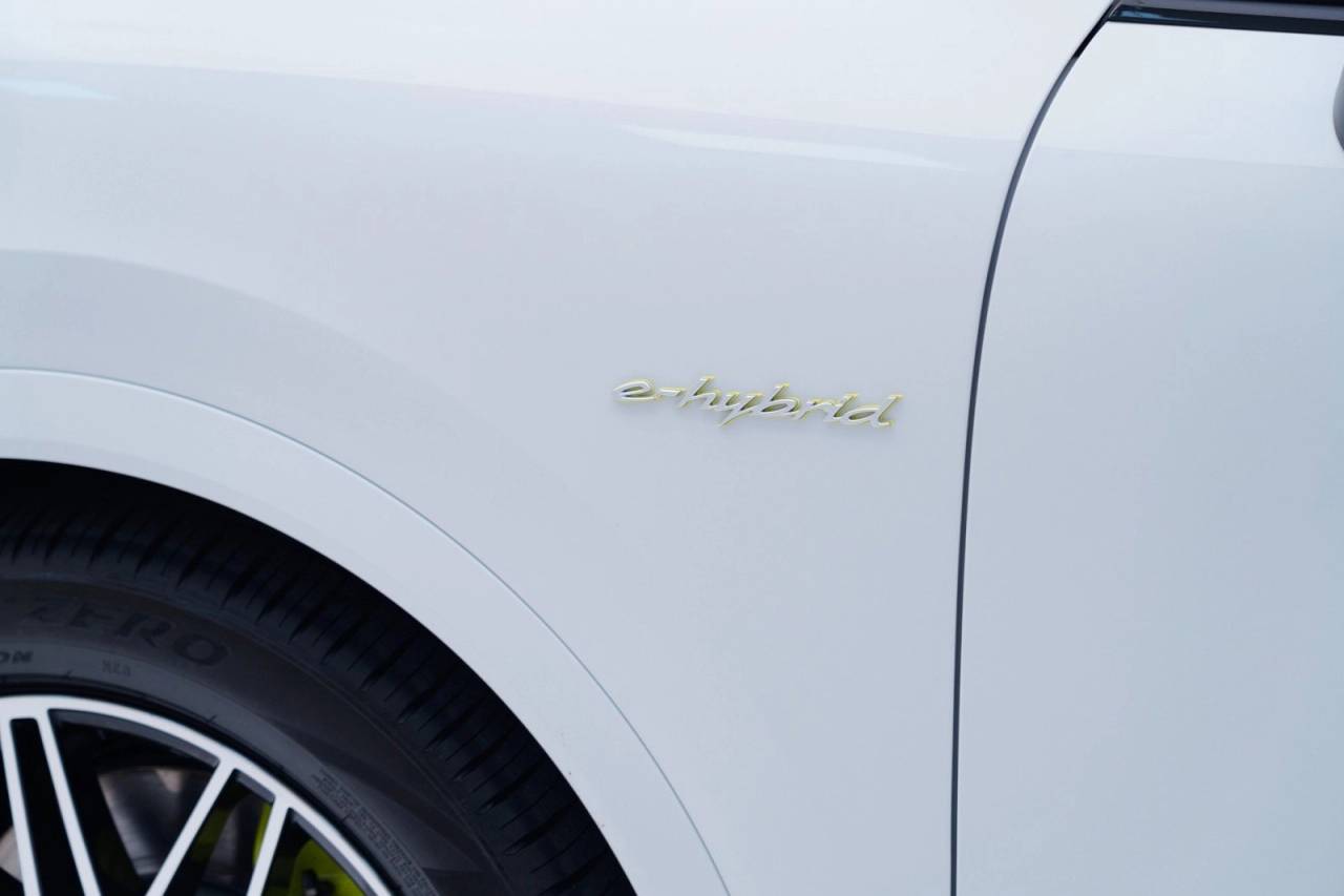 2026 Porsche Cayenne Base