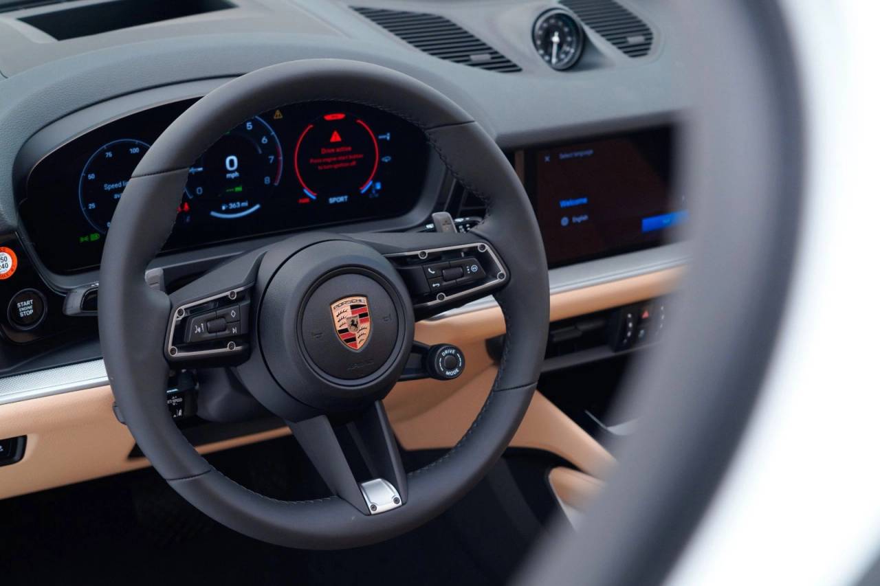 2026 Porsche Cayenne Base