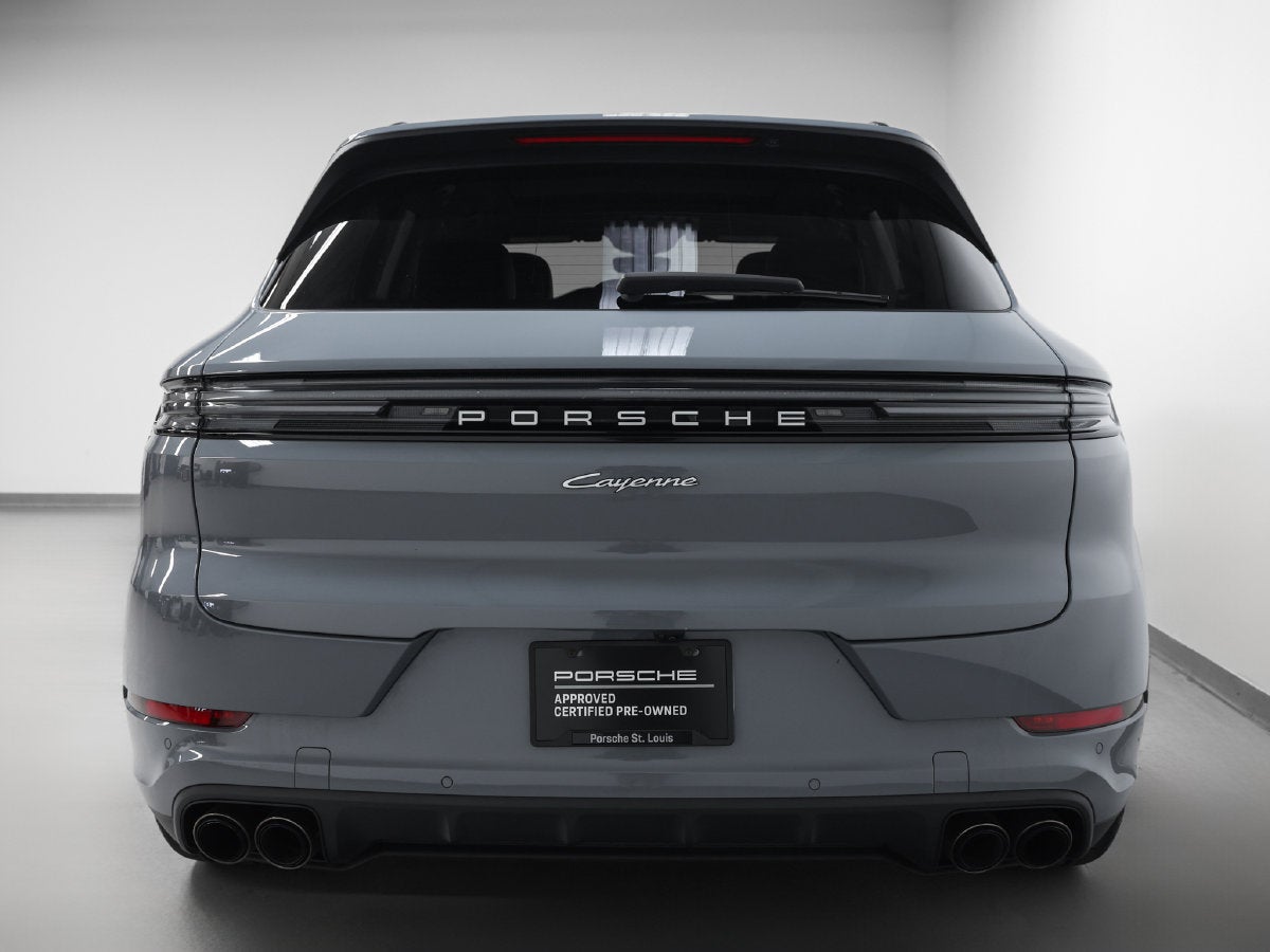 2024 Porsche Cayenne Base