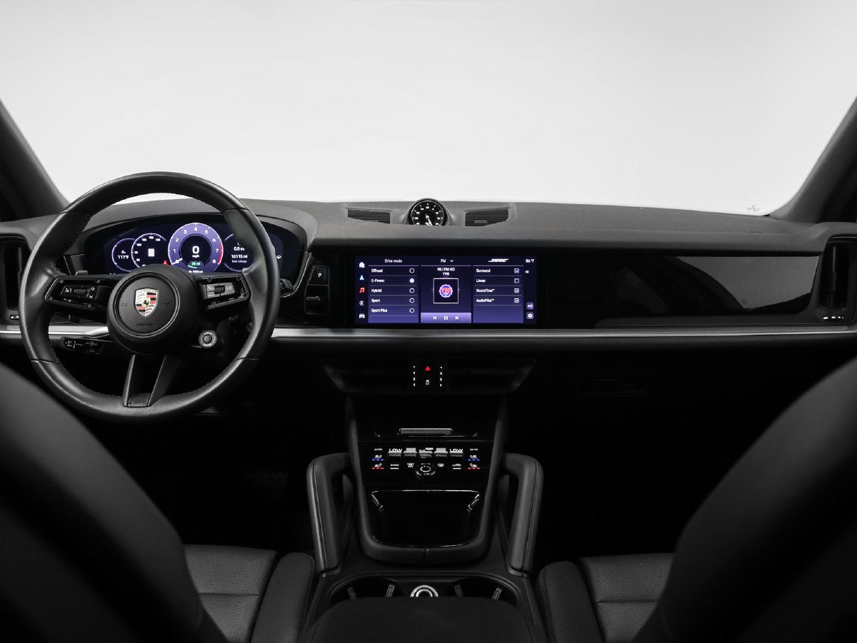2024 Porsche Cayenne Base