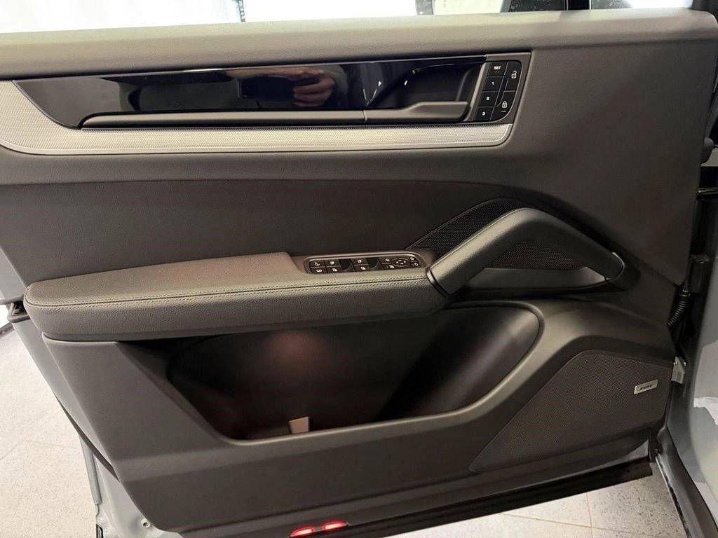 2026 Porsche Cayenne E-Hybrid