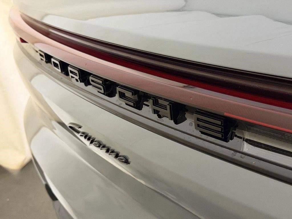 2026 Porsche Cayenne E-Hybrid