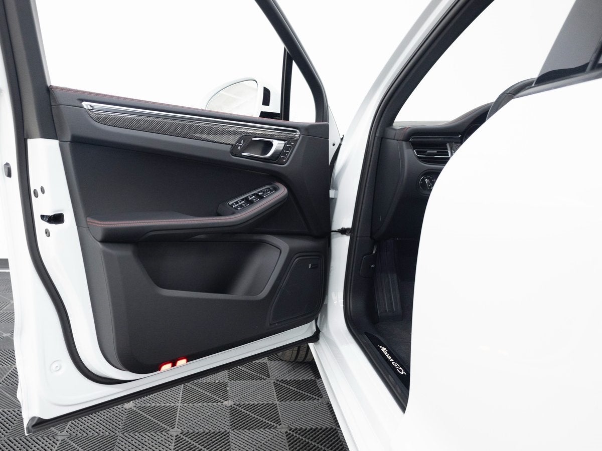 2026 Porsche Macan GTS