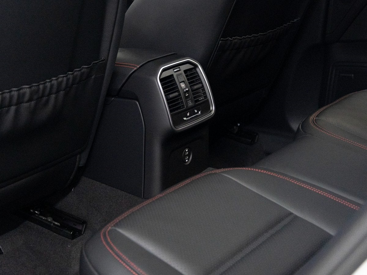 2026 Porsche Macan GTS