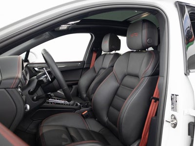 2026 Porsche Macan GTS