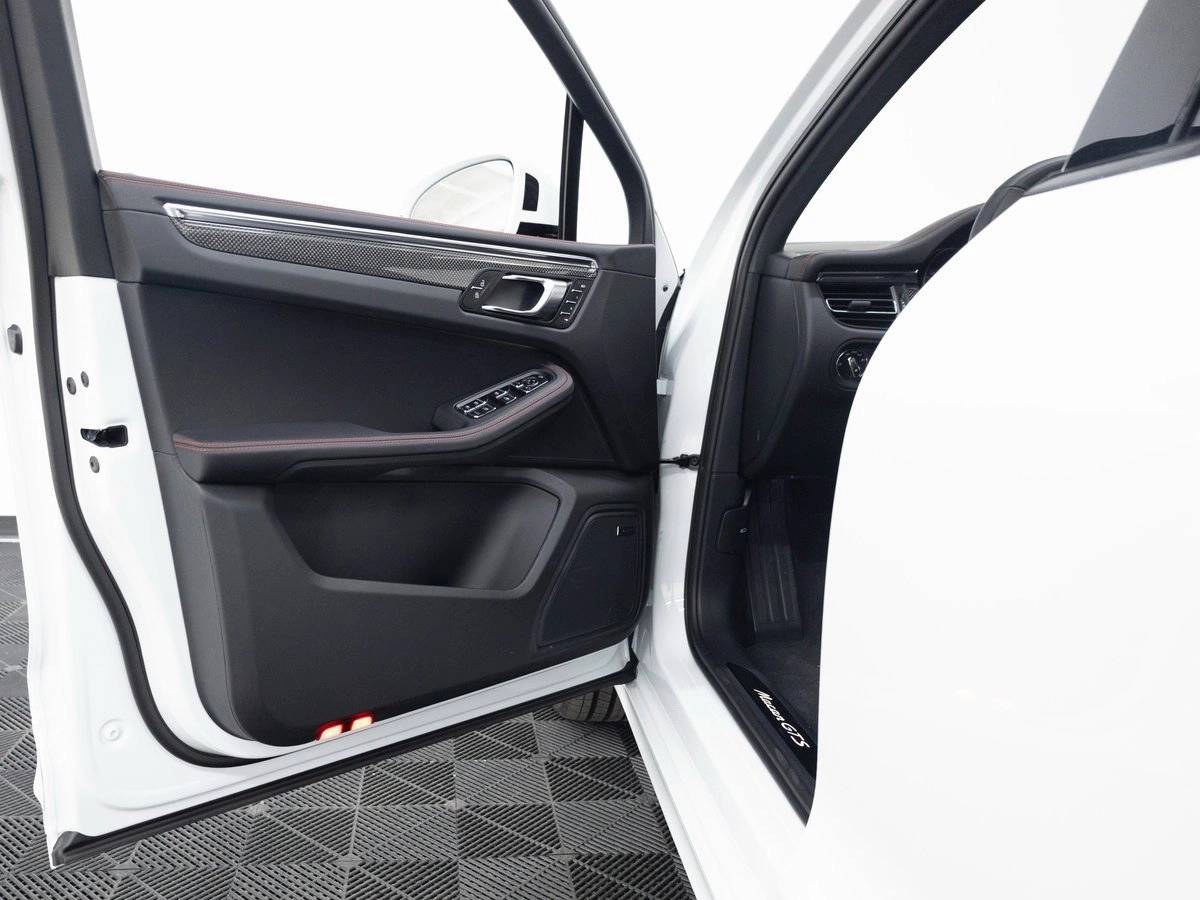 2026 Porsche Macan GTS