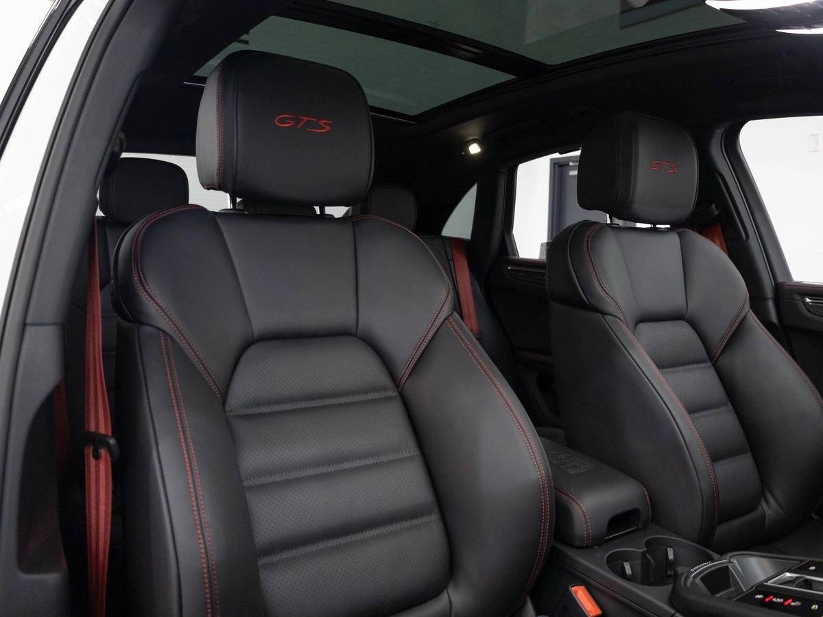 2026 Porsche Macan GTS