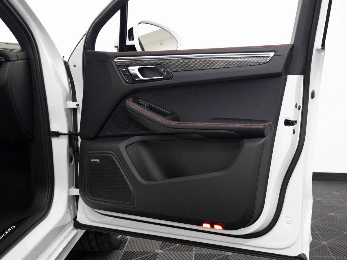 2026 Porsche Macan GTS