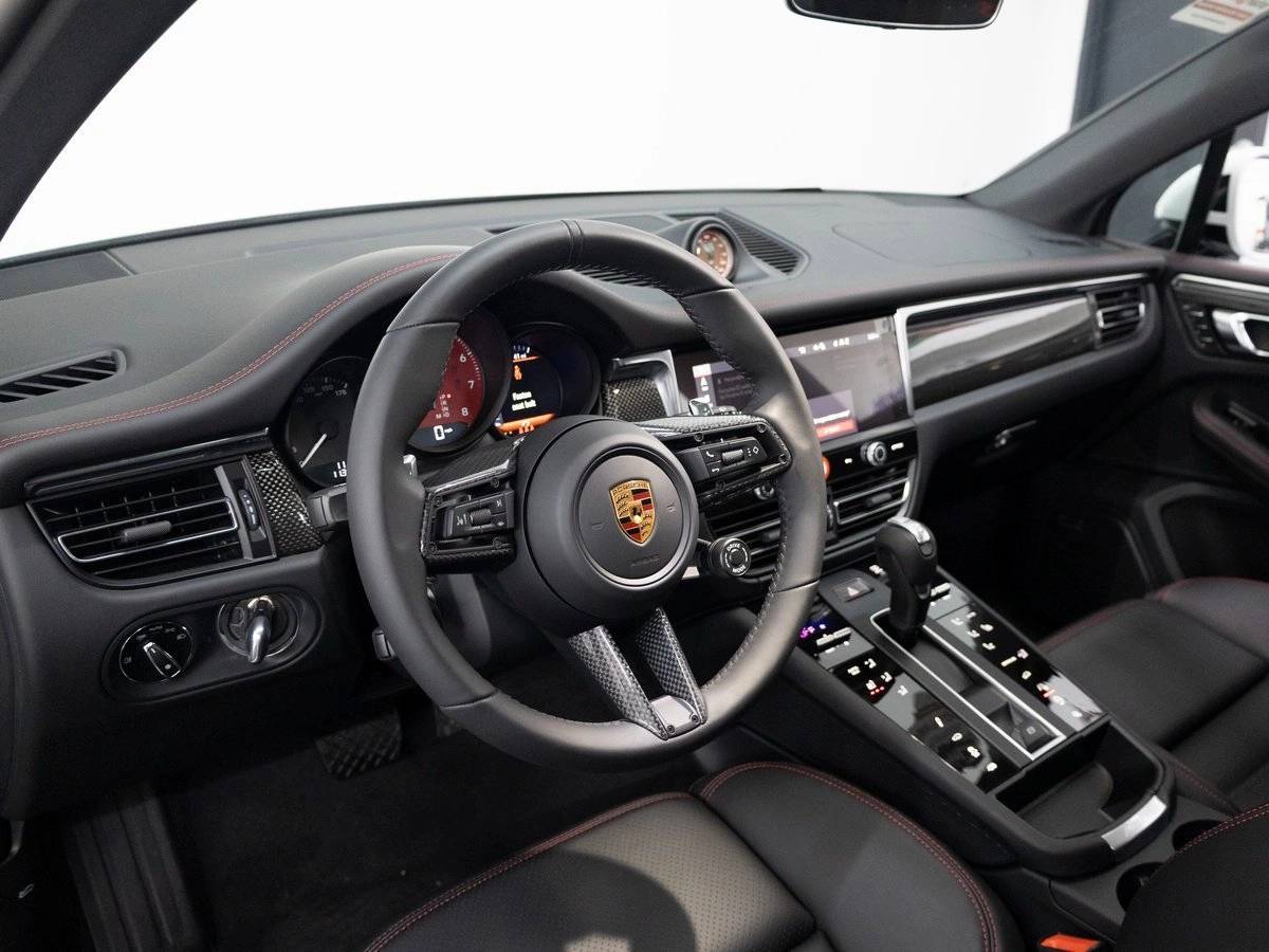 2026 Porsche Macan GTS