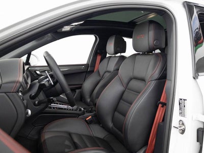 2026 Porsche Macan GTS