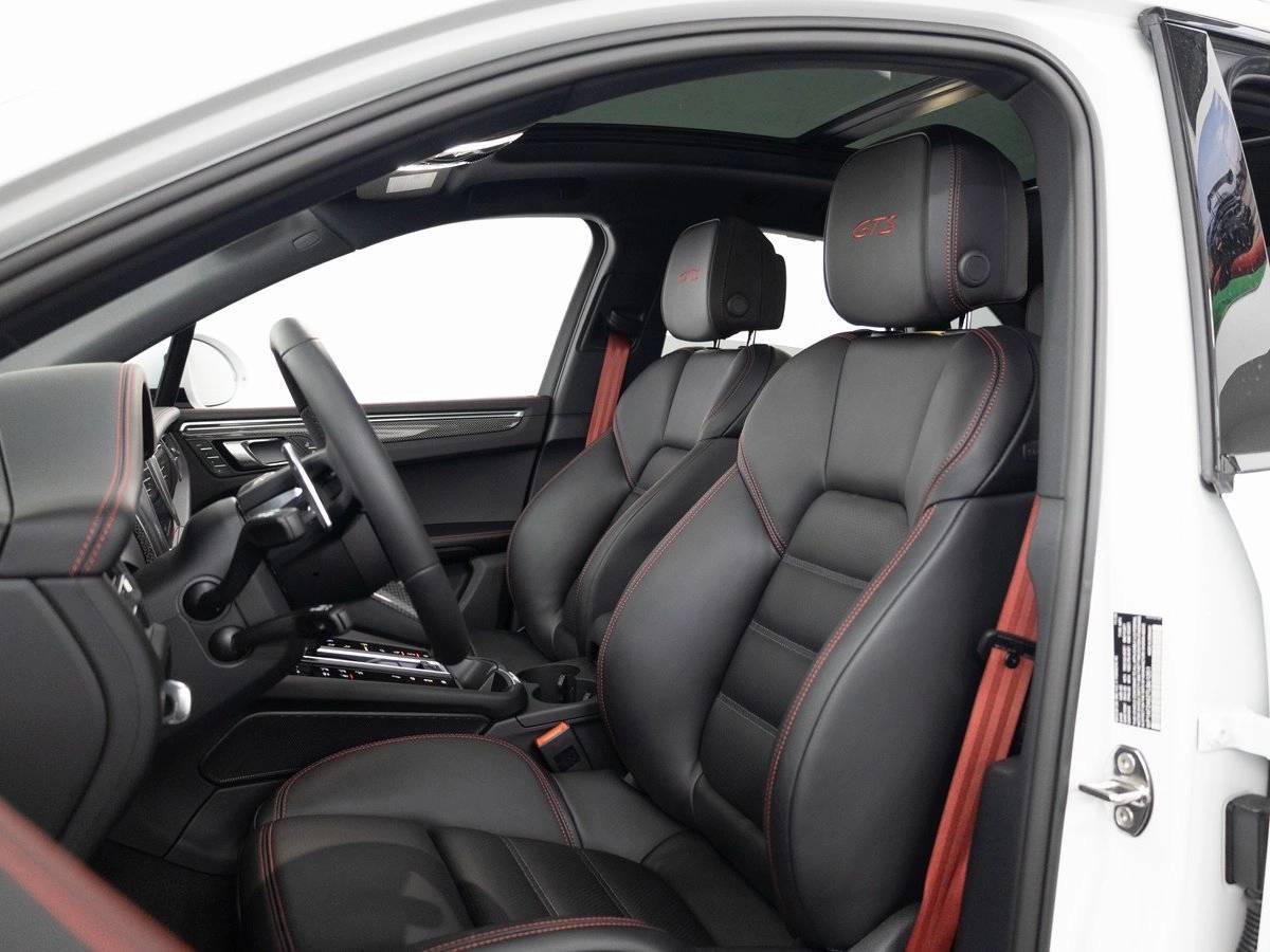 2026 Porsche Macan GTS