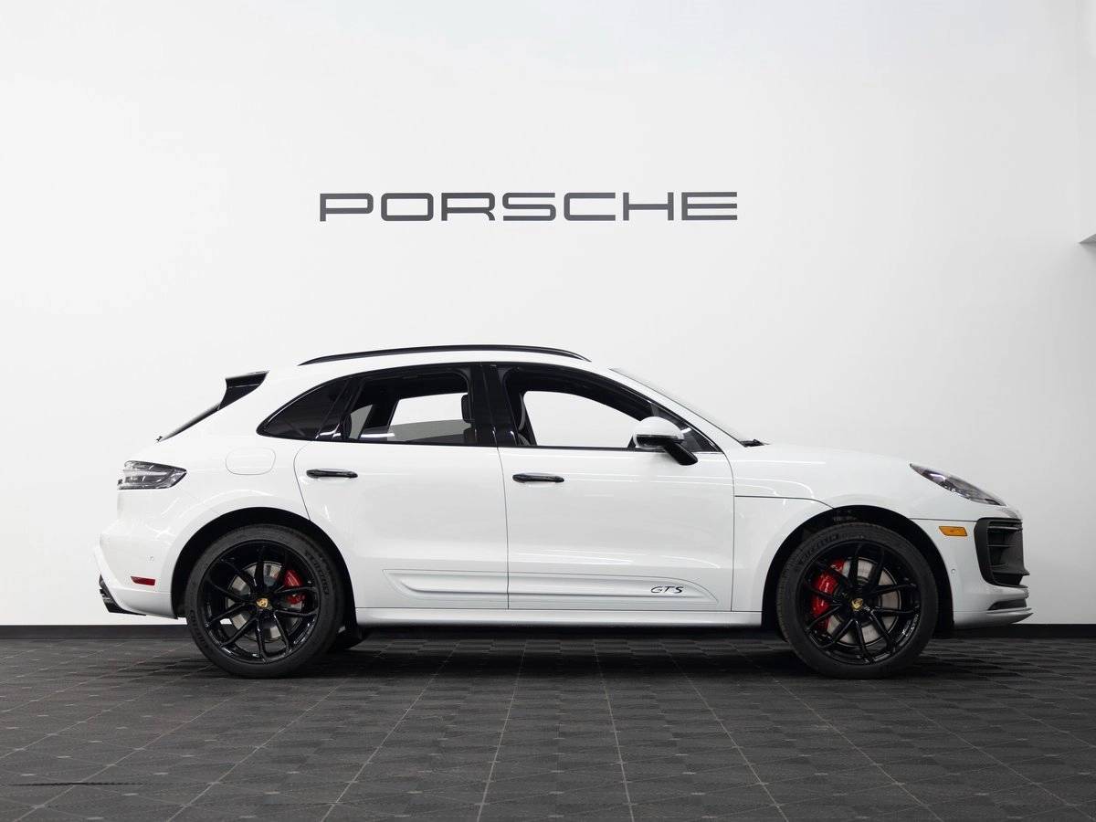 2026 Porsche Macan GTS