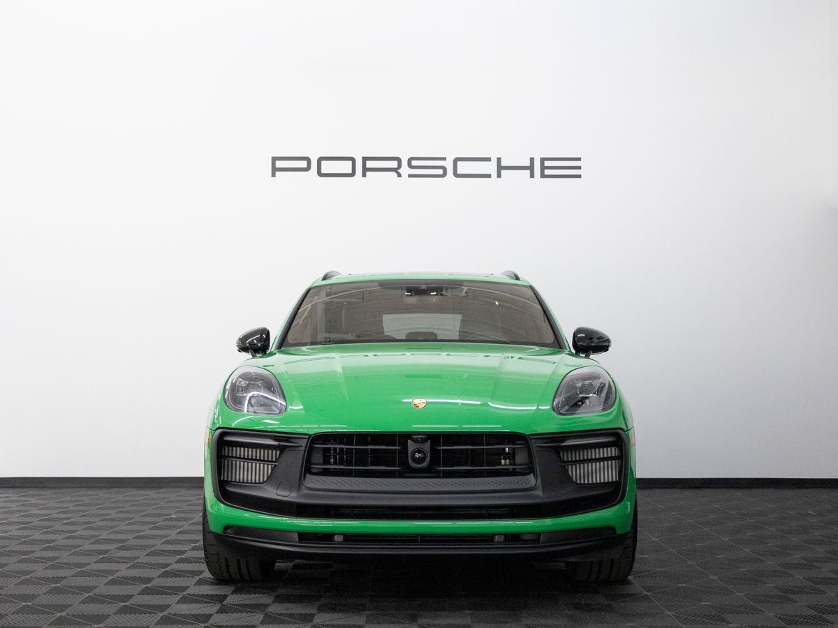 2026 Porsche Macan Macan GTS