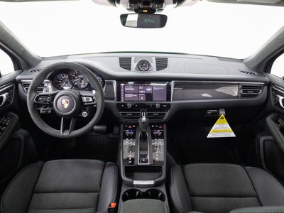 2026 Porsche Macan Macan GTS