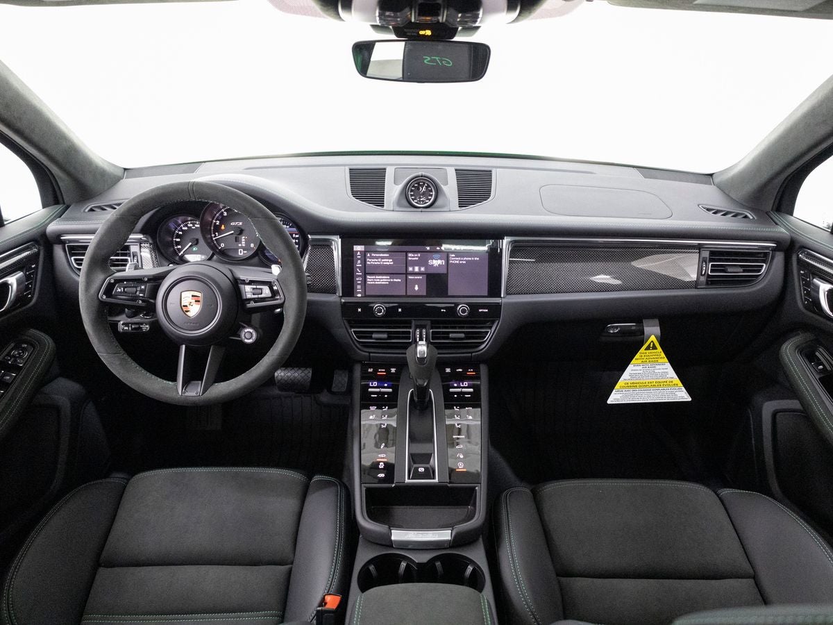 2026 Porsche Macan Macan GTS