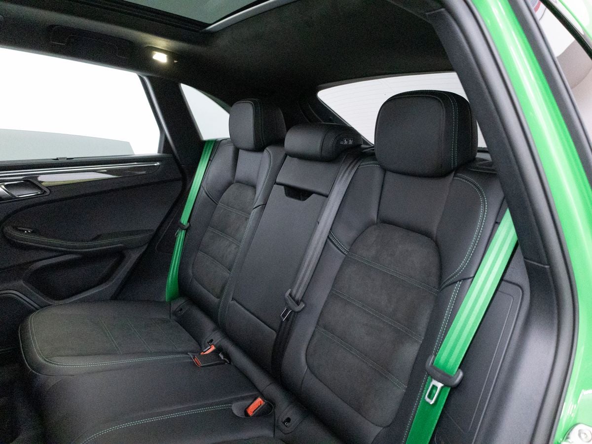 2026 Porsche Macan Macan GTS