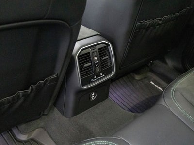 2026 Porsche Macan Macan GTS