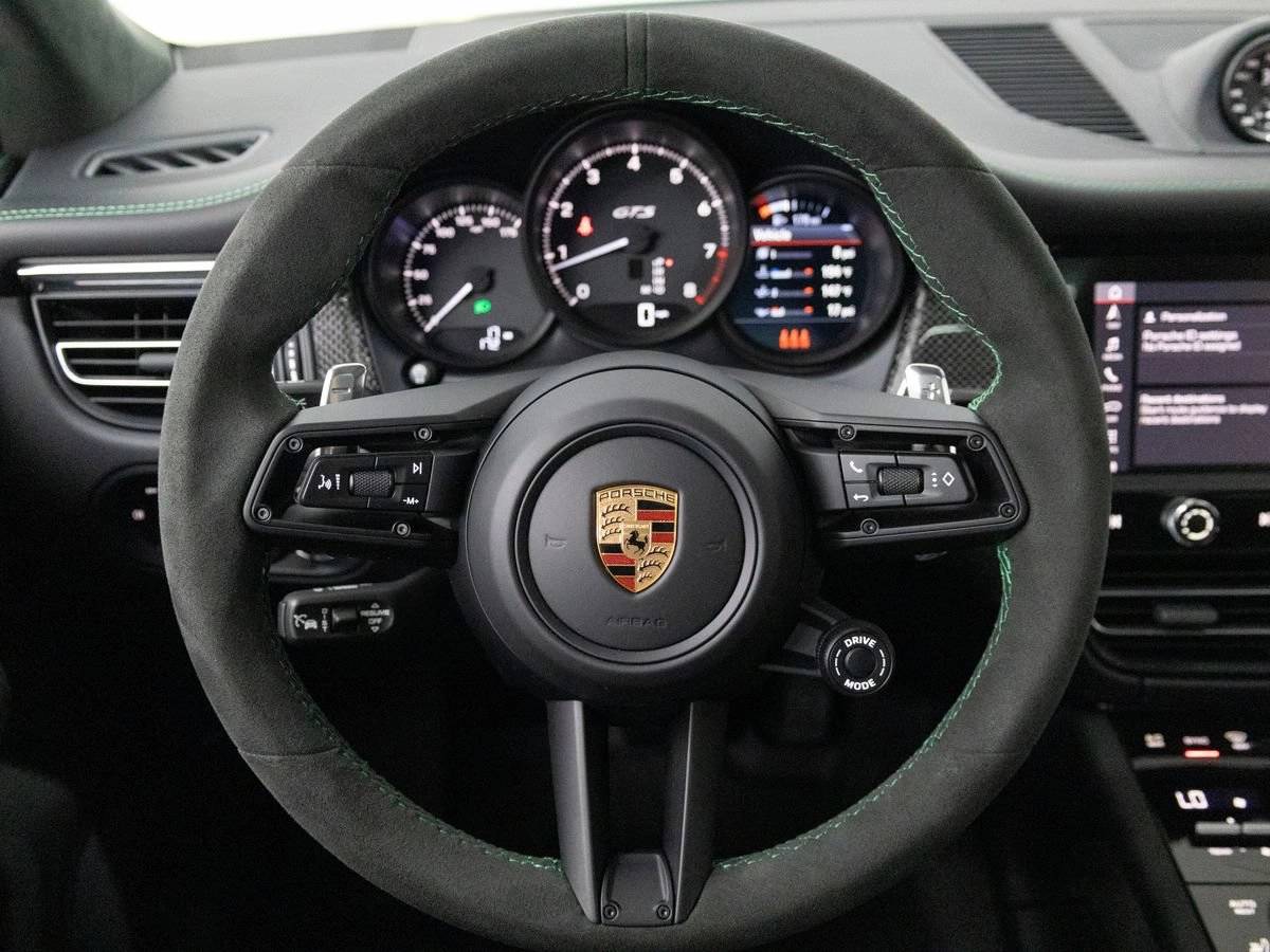 2026 Porsche Macan Macan GTS