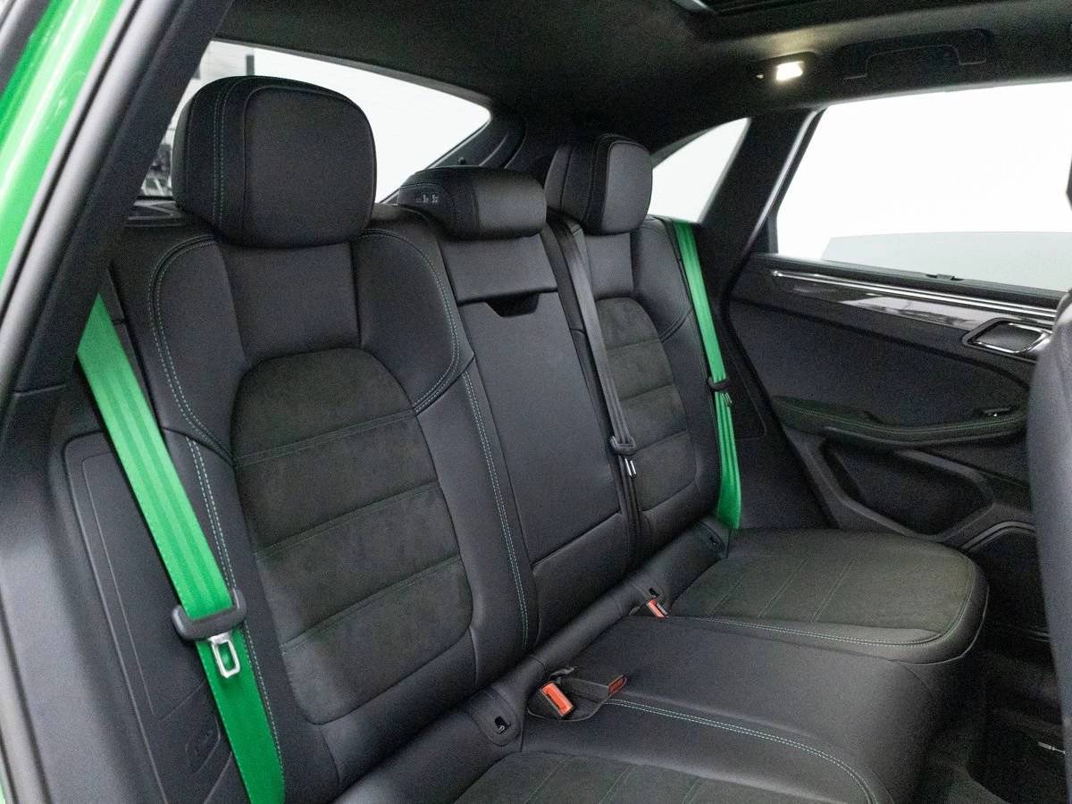 2026 Porsche Macan Macan GTS