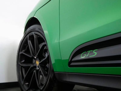 2026 Porsche Macan Macan GTS