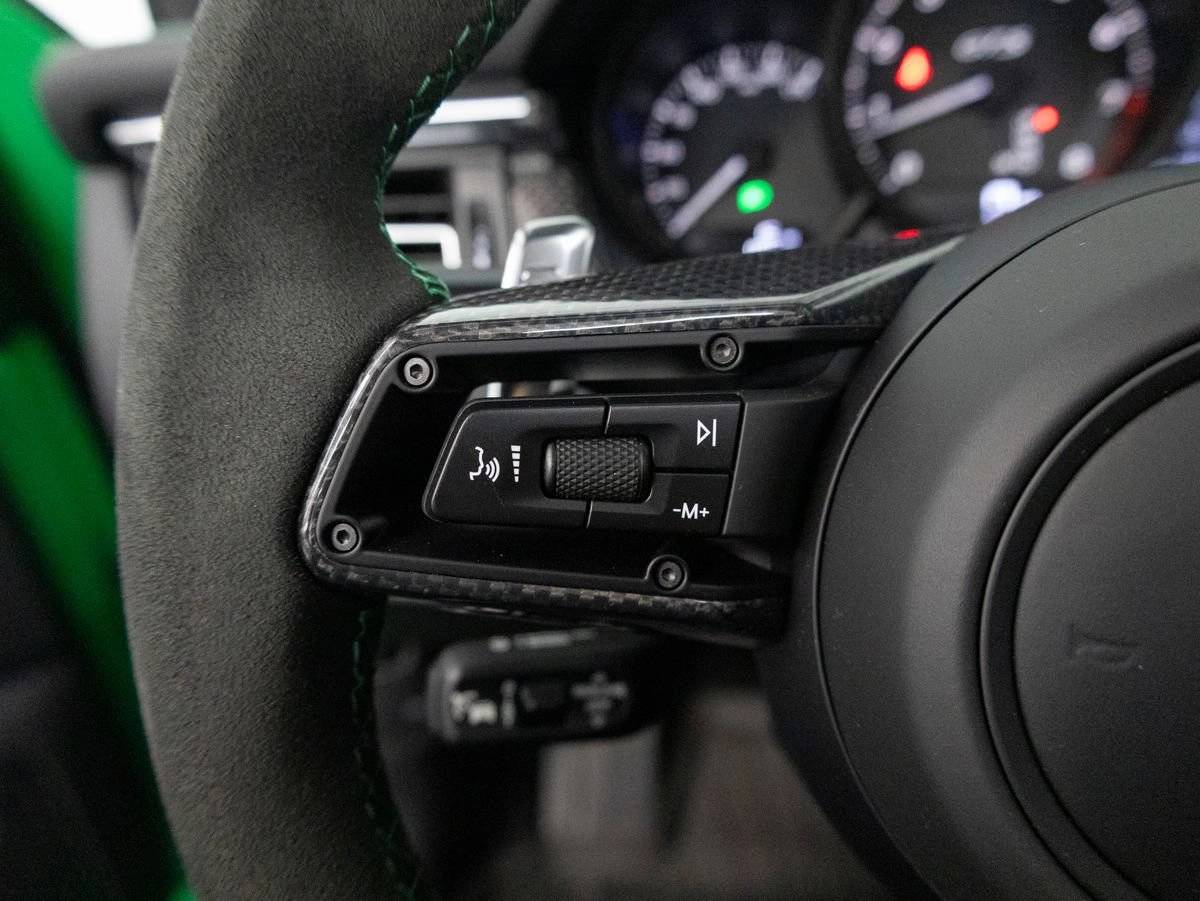 2026 Porsche Macan Macan GTS