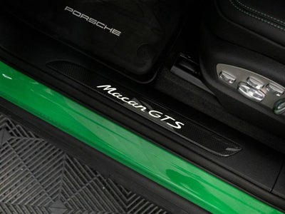 2026 Porsche Macan Macan GTS
