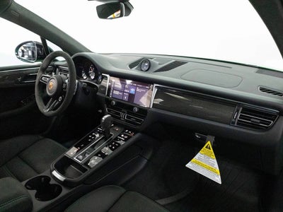 2026 Porsche Macan Macan GTS
