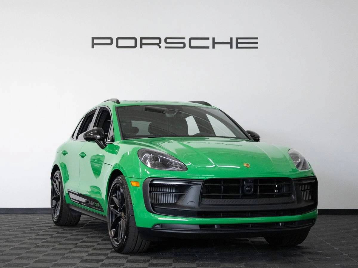 2026 Porsche Macan Macan GTS