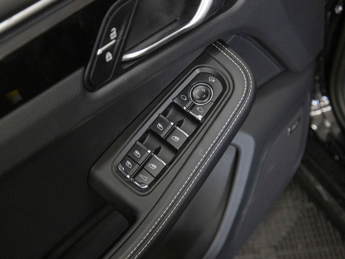 2023 Porsche Macan Macan GTS (MY23)