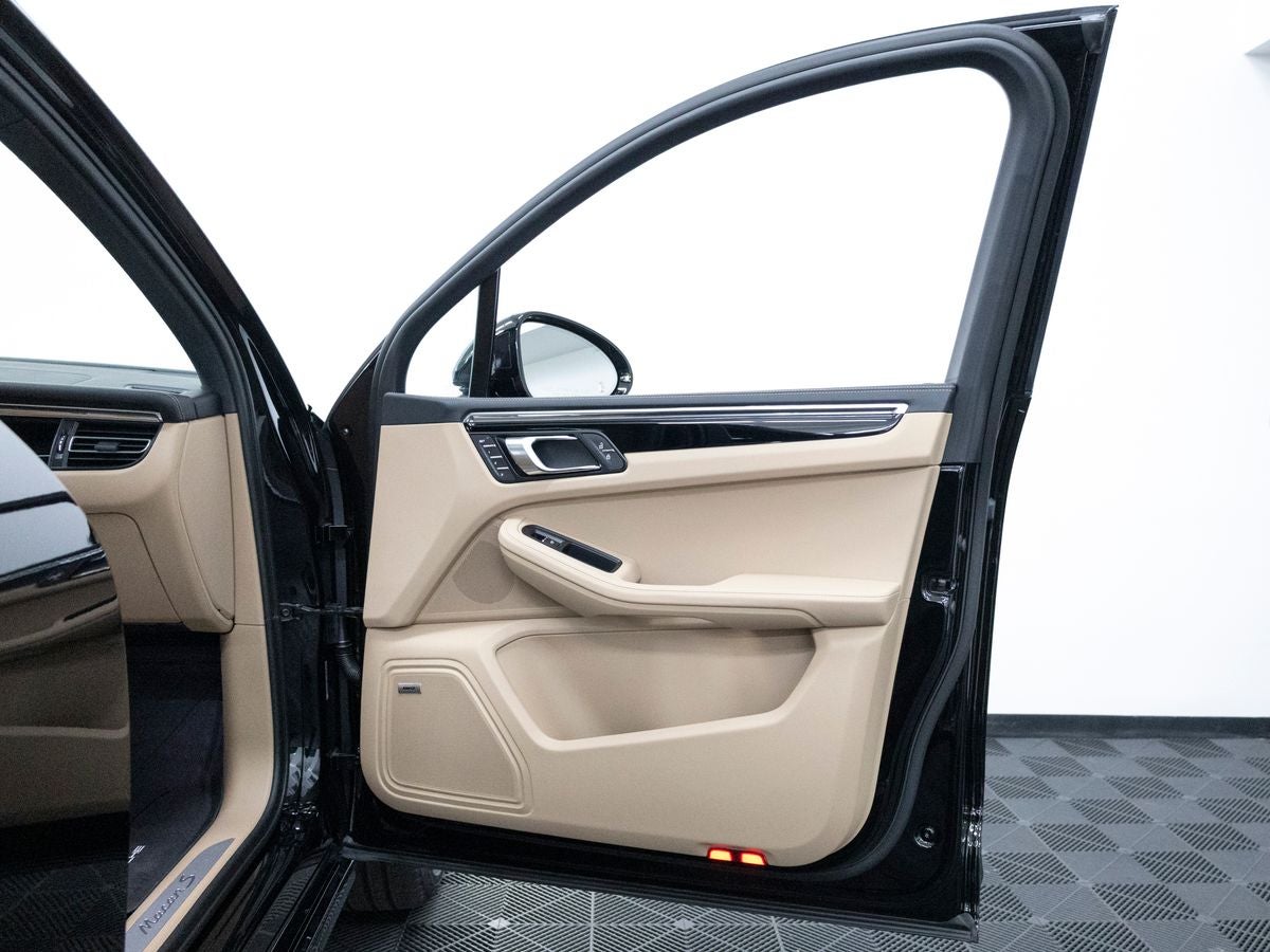 2026 Porsche Macan Macan S