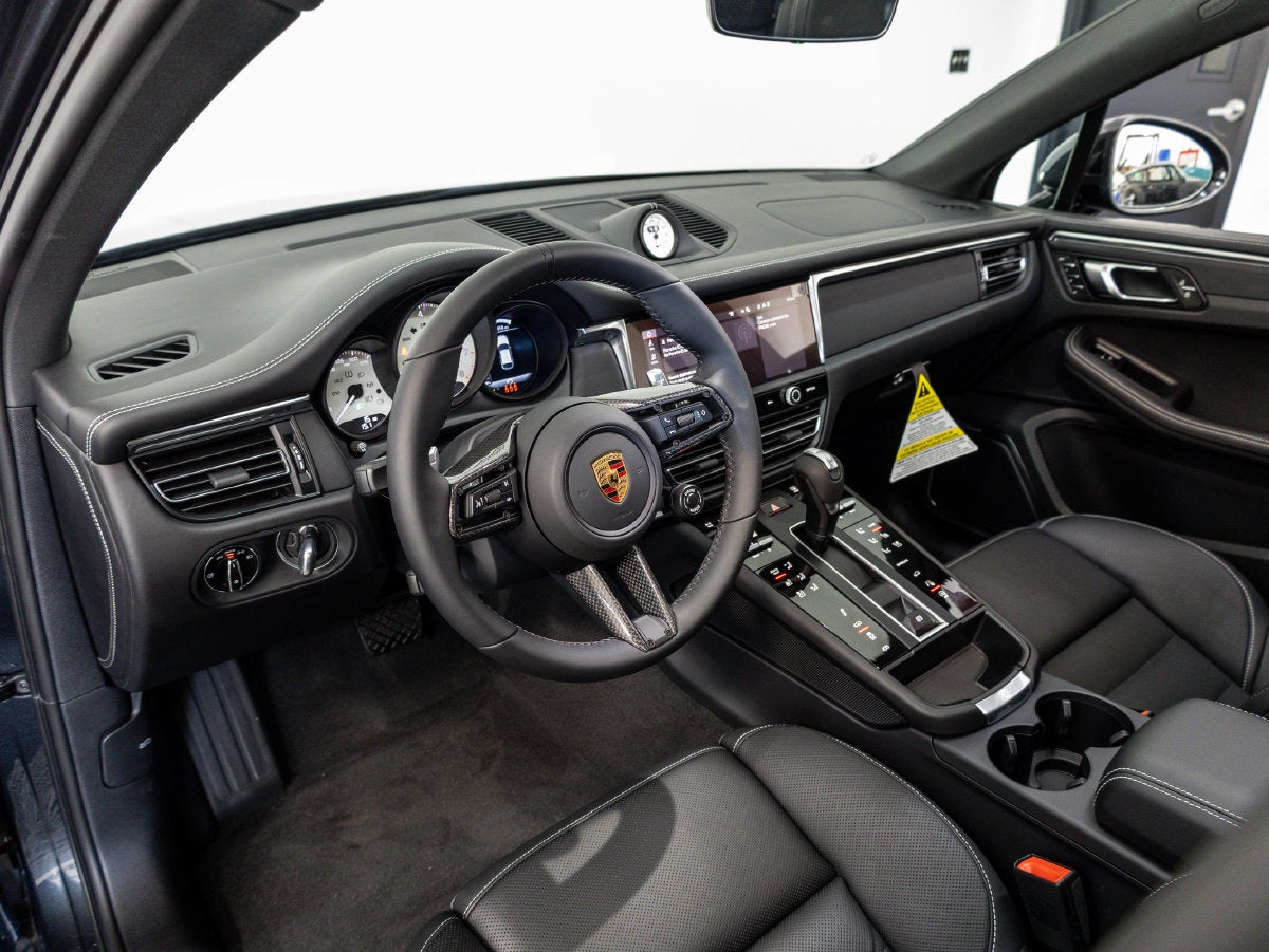 2026 Porsche Macan Macan S
