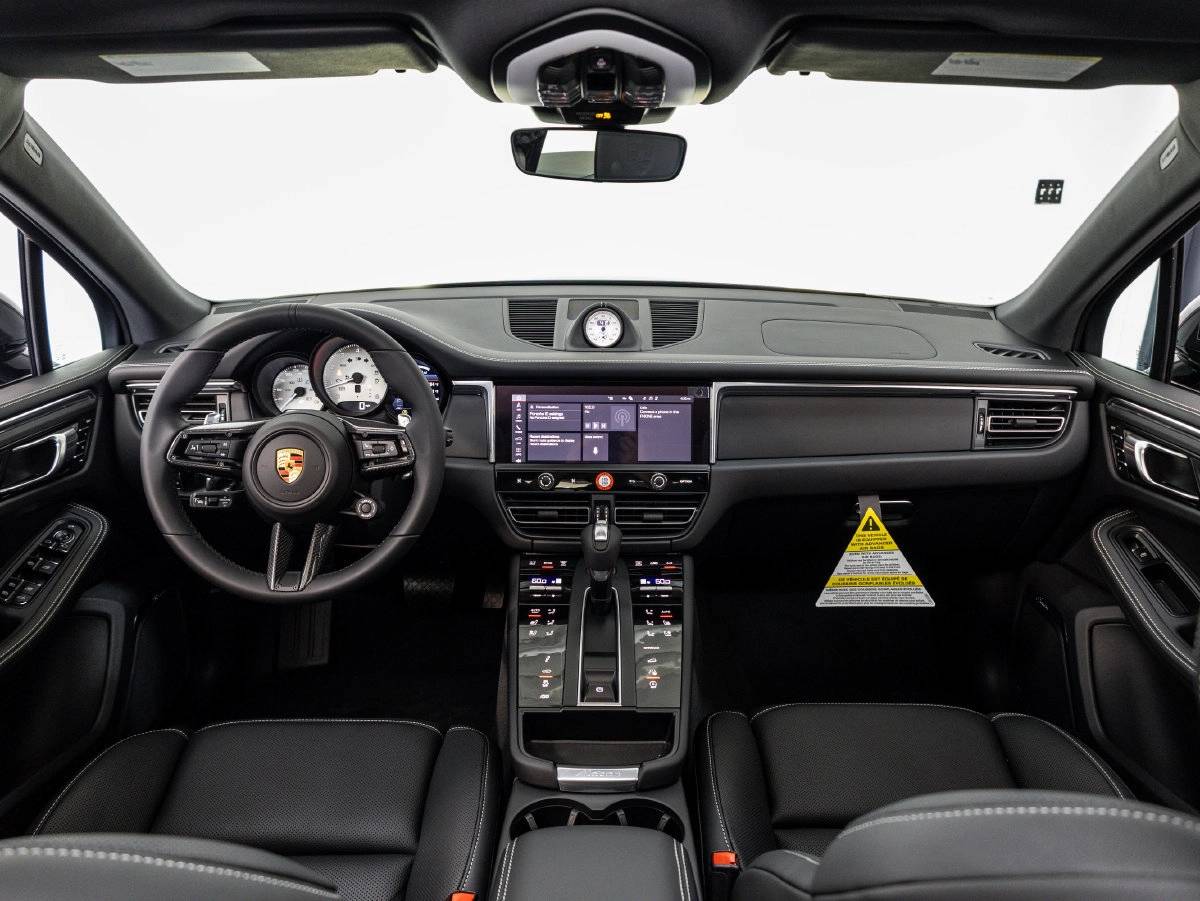 2026 Porsche Macan Macan S