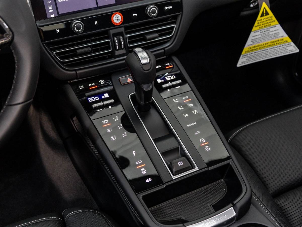 2026 Porsche Macan Macan S