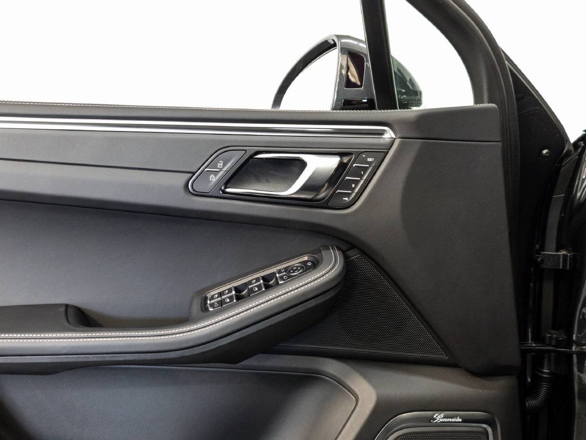 2026 Porsche Macan Macan S