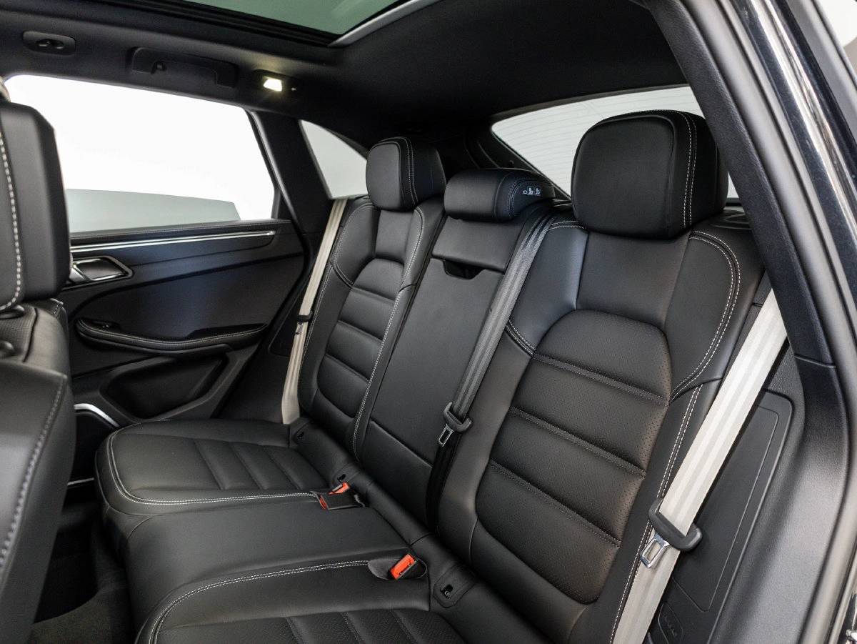 2026 Porsche Macan Macan S