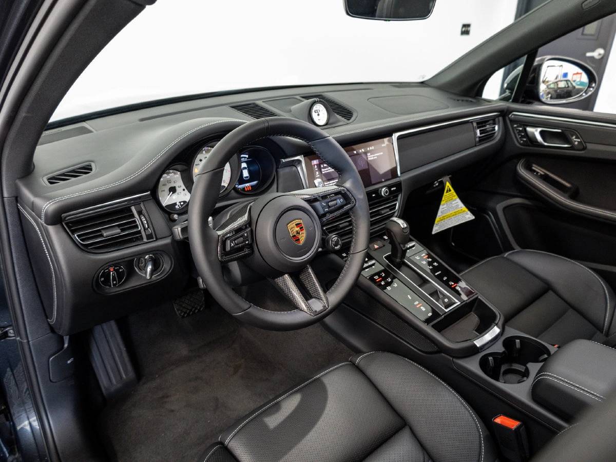 2026 Porsche Macan Macan S