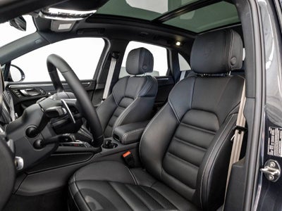 2026 Porsche Macan Macan S