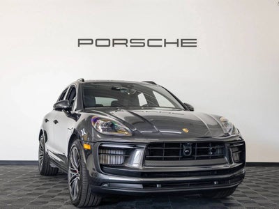 2026 Porsche Macan Macan S